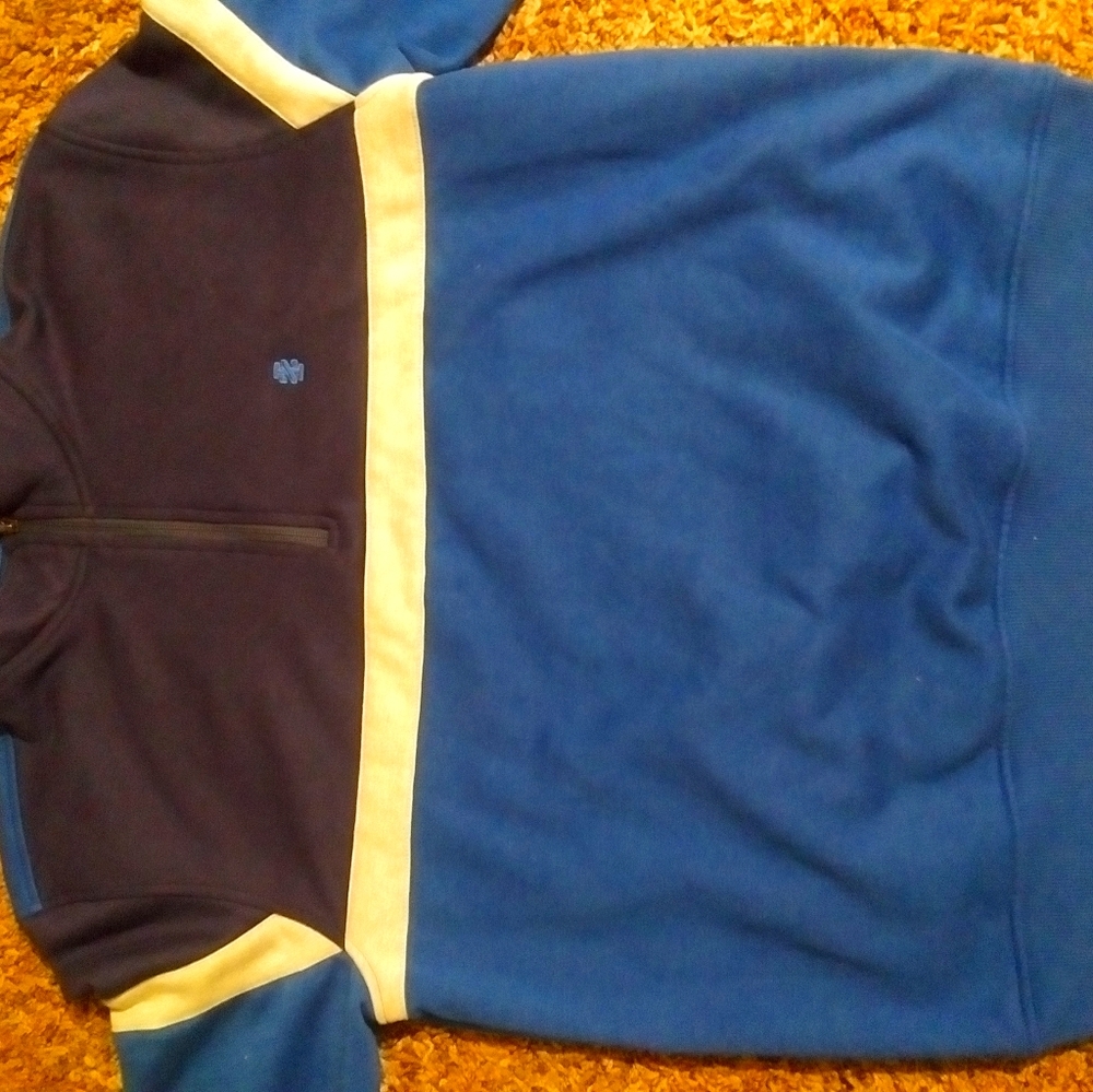 Izod sweater